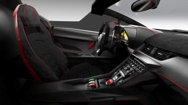 -2015 Lamborghini Veneno RoadsterDonyaye khodro