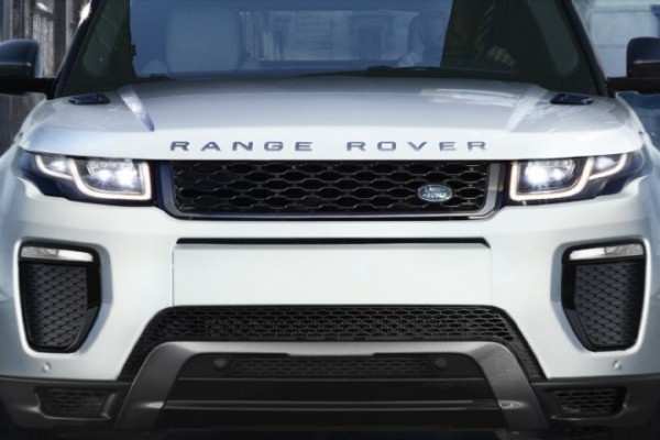 2016-land-rover-range-rover-evoque-front-end-03