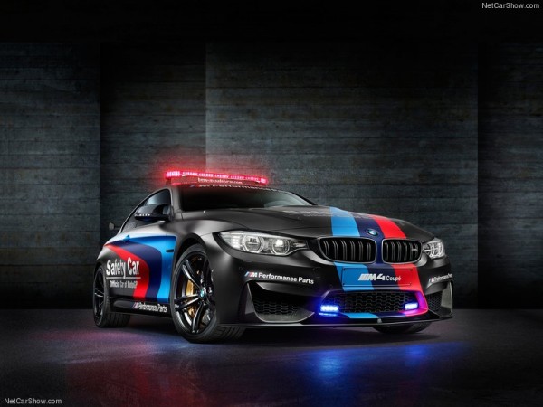 BMW-M4_Coupe_MotoGP_Safety_Car_2015_800x600_wallpaper_01