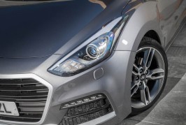 Hyundai i30 Turbo headlight