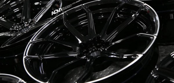 ford-mustang-aftermarket-wheels-adv1-fisker-rocket-gloss-black-standard-silver-forged-8_w940_h450_cw940_ch450_thumb