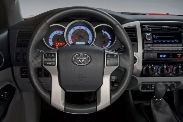 DONYAYE KHODRO-2014 Toyota Tacoma